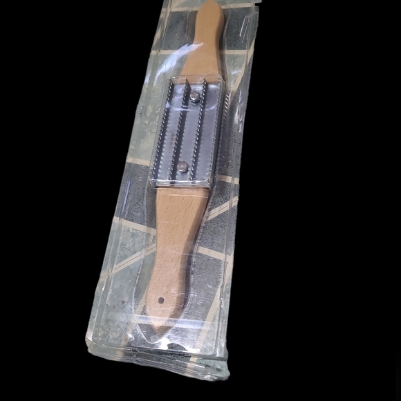 15" Buffing Wheel Rake for Compound Cleaning - Picture 2 of 3